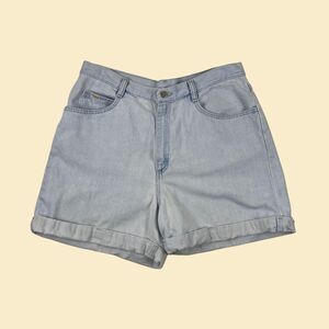 90s Riders highrise denim shorts, vintage 33" waist womens lightwash shorts